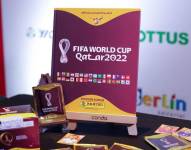 El álbum cuenta con figuras personalizadas y especiales de cada una de las 32 selecciones.