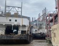 Quinto choque de una embarcación contra puente Durán-Santay