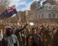 Frente al Parlamento en Melbourne.