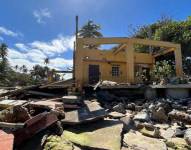 Casa abandonada detrás de la vivienda de Janet, en Villa Cristiana, Loíza, Puerto Rico.