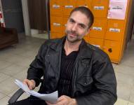 Johann Vera en los camerinos de Ecuavisa.