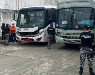 El operativo de traslado contó con apoyo de agentes de la Policía Nacional y las Fuerzas Armadas.