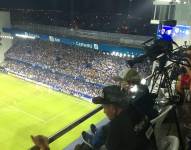 Imagen referencial del palco de prensa del Estadio George Capwell