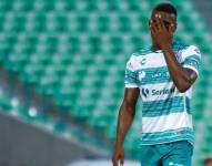 Félix Torres, defensor ecuatoriano del Santos Laguna.