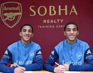 Edwin y Holger Qintero son nuevos jugadores del Arsenal de Inglaterra.