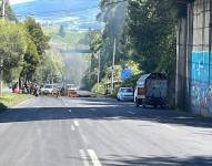Cierres viales en la avenida Simón Bolívar.