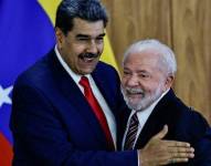Nicolás Maduro no visitaba Brasil desde enero de 2015. En la foto, junto al presidente de ese país, Luiz Inácio Lula da Silva.