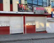 El local en donde se perpetró el ataque armado con las puertas cerradas.