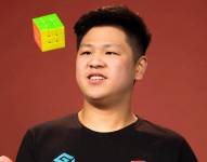 En Estados Unidos, un joven de 21 años con autismo rompió el record mundial de cubo de rubik