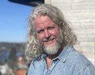 Konrad Bergström hizo su fortuna en negocios que incluían la venta de auriculares y parlantes.