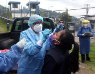 Pruebas PCR y campañas de vacunación se determinaban en el plan del Municipio de Quito.