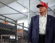 Vamos a enseñarles cómo huir de un caimán si se escapan: Trump visita Alligator Alcatraz, el nuevo centro de detención para migrantes en un pantano de Miami