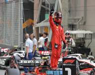 El piloto de Ferrari logra la pole position del Gran Premio de Singapur