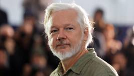 Julian Assange durante la 78ª edición del Festival de Cine de Cannes, Francia, el 20 de mayo de 2025