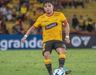 Mario Pineida en un partido con Barcelona SC