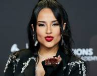 Becky G responde a la polémica infidelidad de su prometido, Sebastian Lletguet, en plena alfombra roja