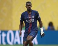 Willian Pacho, defensor ecuatoriano del PSG.