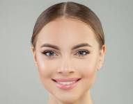 Imagen referencial de un rostro sin arrugas.