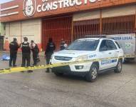 La víctima quedó tendida sobre la calzada, en la intersección de la avenida Los Ángeles con la Vía Perimetral.