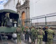 Militares llegan al Centro Histórico para custodiar la seguridad.