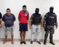 Imagen proporcionada por el ministro del Interior, Juan Zapata, sobre la captura de miembros de Los Águilas.