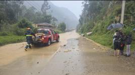 La vía Cuenca - Molleturo fue cerrada debido a un deslizamiento a causa de las lluvias del martes 4 de noviembre de 2025.