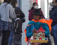 La historia de todos los días, en las calles del país miles buscando ganarse la vida. API/Archivo