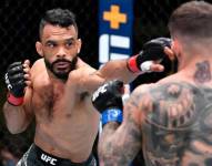 Rob Font, es un excelente peleador de pie (striker) por lo que tratará de imponer su boxeo a Chito Vera.