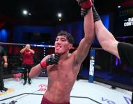 Raúl Rosas, peleador de 17 años.