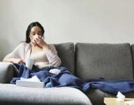 Más allá de los síntomas físicos, nuestro cerebro activa una serie de síntomas que se conocen como comportamiento de enfermedad.