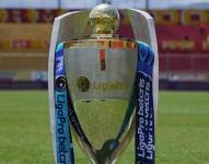 El trofeo de la Liga Pro que se otorga al campeón nacional.