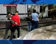 En Guayaquil se aprehendió a dos sujetos requeridos por la justicia por el delito de asesinato.