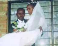 Alfred y Yankurije se casaron 14 años después del genocidio.