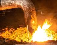 El precio del gas y el petróleo ha escalado a medida que se intensifican los ataques rusos en Ucrania.