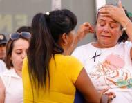 Familiares y amigos de las víctimas se reunieron para hacer una homenaje a las víctimas de la comunidad nicaragüense y colombiana.