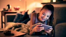 Muchos jóvenes cambian la velocidad de reproducción a la hora de escuchar un audio o ver un video.