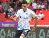 Mauricio Martínez en un partido con Liga de Quito