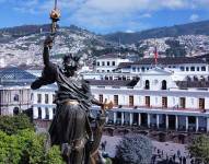 Los trabajos de restauración del monumento en la Plaza de la Independencia duraron dos meses.