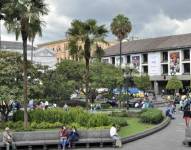 Fachada del Palacio Municipal en el Centro Histórico de Quito.