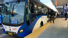 Un articulado del expreso escolar en Quito.