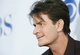 Charlie Sheen asegura que ya no es un adicto