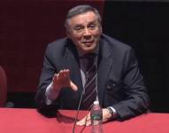 Jamil Mahuad durante una conferencia en Brasil