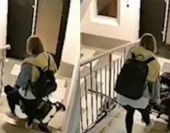 Madre rusa golpea a su hijo en Rusia