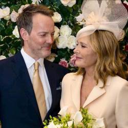 Kim Catrall y su esposo, Russel Thomas.