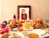 Familias de Santa Elena preparan mesas con los platos favoritos de sus seres queridos para recordarlos en el Día de los Difuntos..
