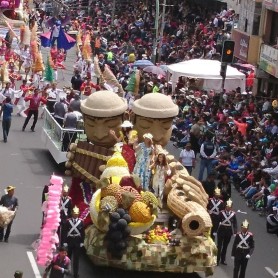La alegría de Ambato se vive en su Carnaval