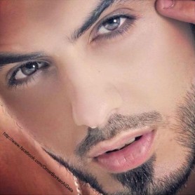 Omar Borkan Al Gala en fotos