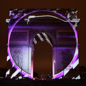 El mundo recibe 2019 con fuegos artificiales y festejos