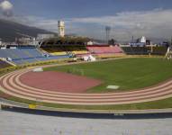Cancha del Estadio Olímpico Atahualpa.