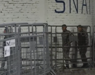 Guías penitenciarios de la cárcel de Chimborazo fueron liberados tras 18 horas